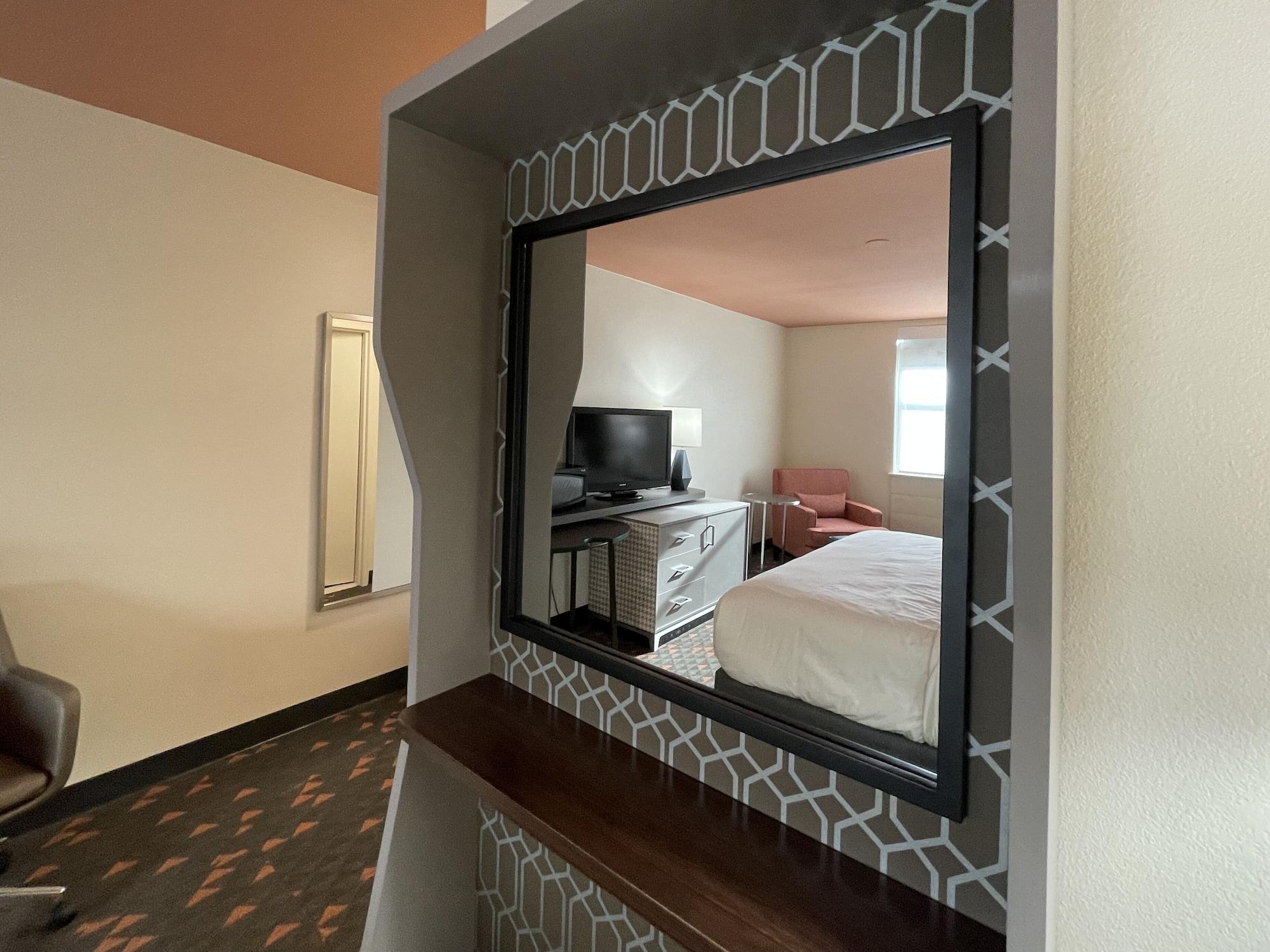 Holiday Inn Bangor By Ihg Экстерьер фото