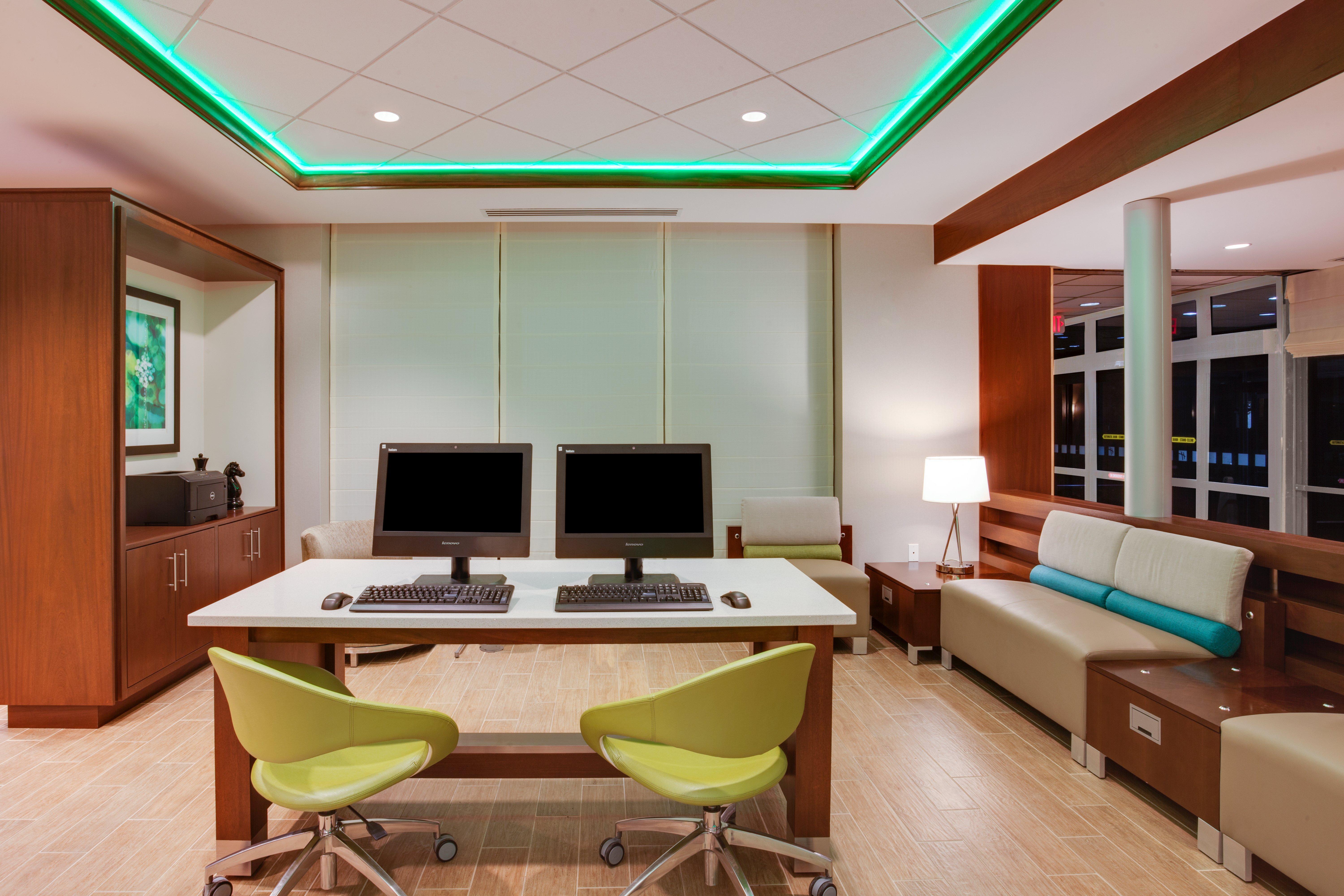 Holiday Inn Bangor By Ihg Экстерьер фото